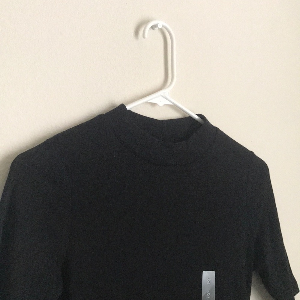 Uniqlo Turtleneck Knit Top
